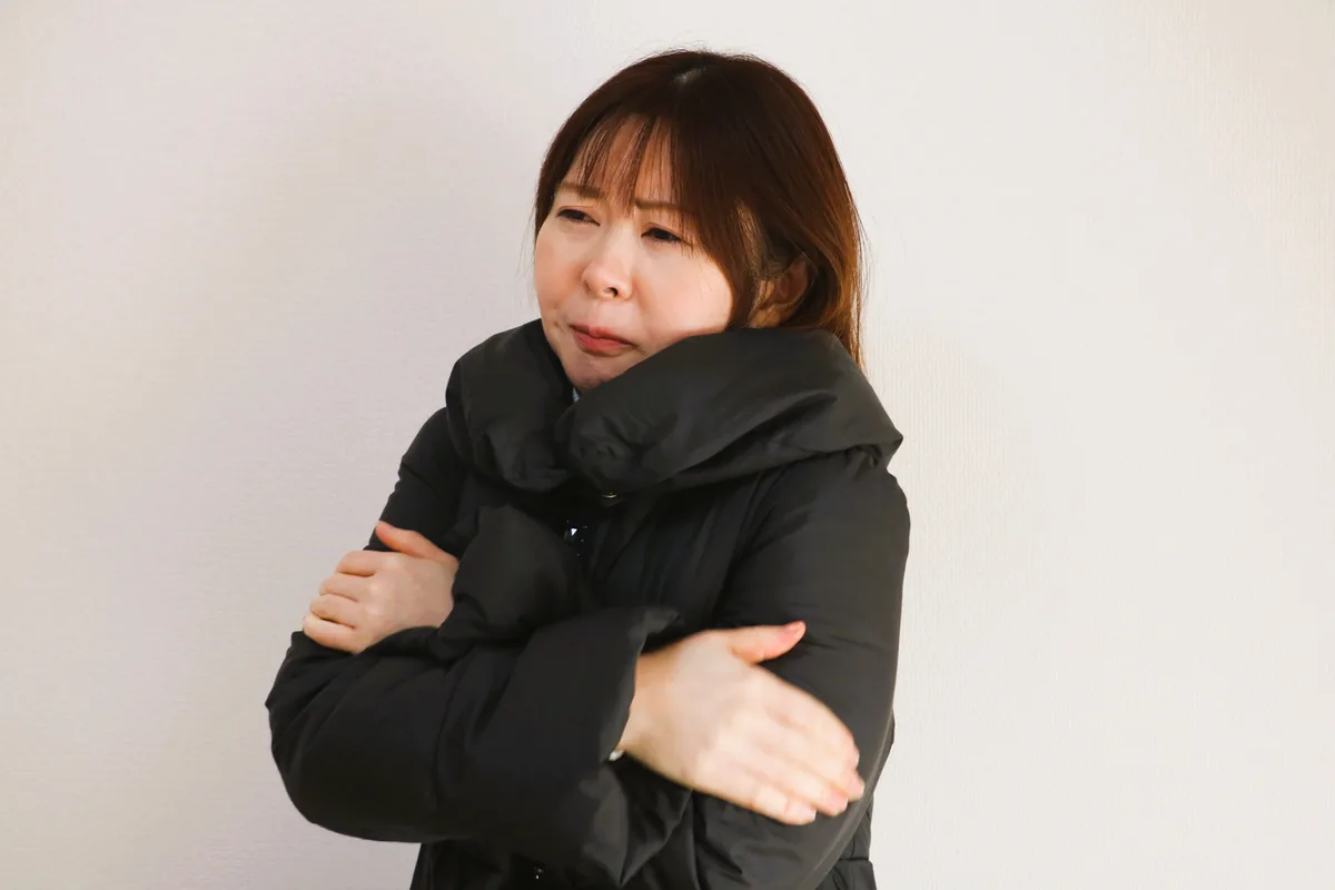水沢ダウンのクリーニングはどこに出す?公認店・料金と保管方法の注意点